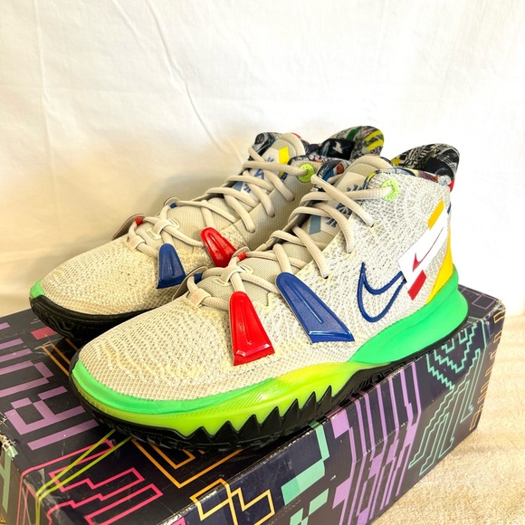 Nike Kyrie 7 Visions Multicolor size 10.5 MEN’S BASKETBALL SHOES - Picture 3 of 9